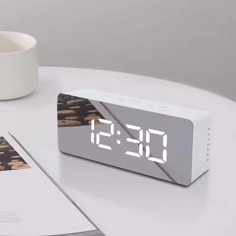 1 Adet Beyaz Dijital Saat LED  - Smart Home Retrofit incelemesi ve fiyatı